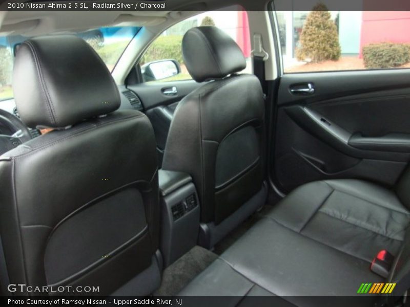 Radiant Silver / Charcoal 2010 Nissan Altima 2.5 SL