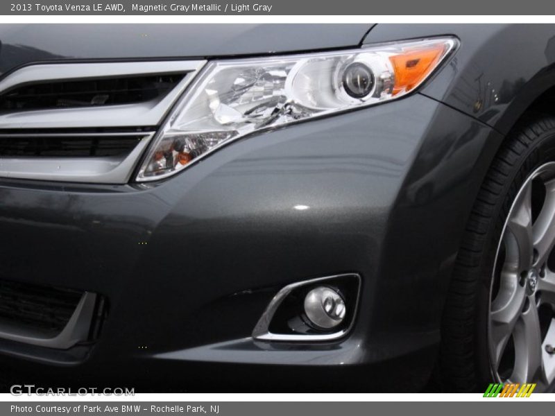Magnetic Gray Metallic / Light Gray 2013 Toyota Venza LE AWD