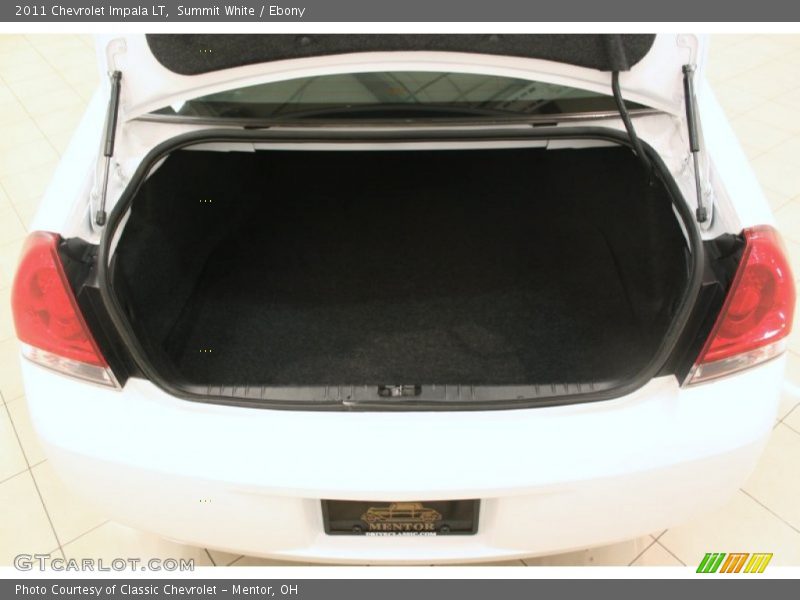 Summit White / Ebony 2011 Chevrolet Impala LT
