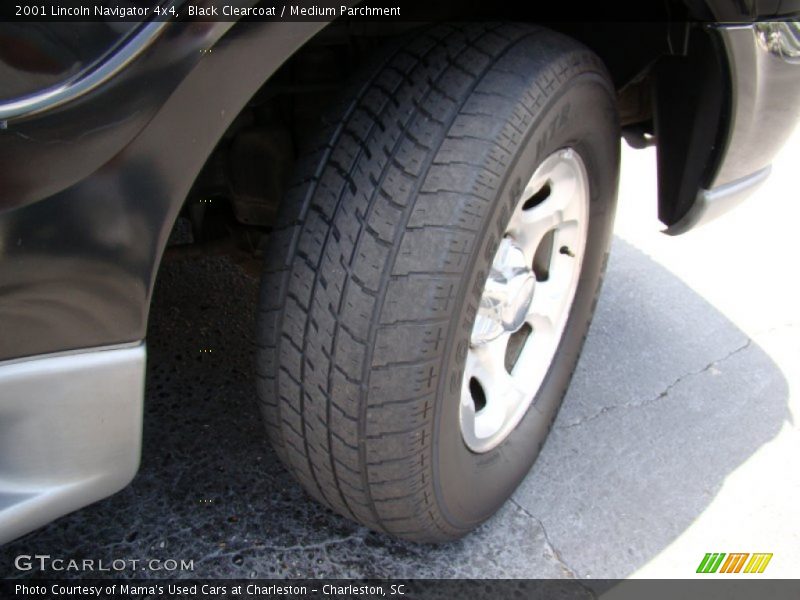 Black Clearcoat / Medium Parchment 2001 Lincoln Navigator 4x4