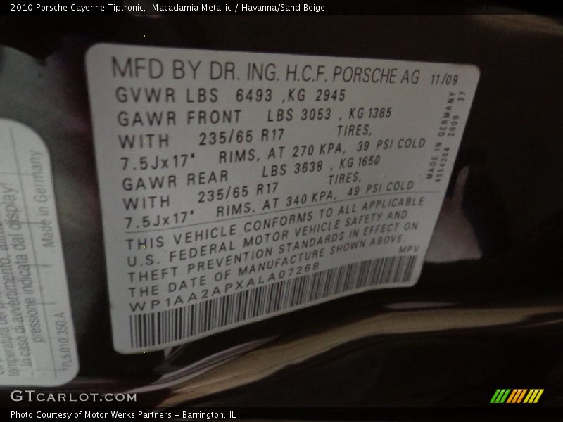 Macadamia Metallic / Havanna/Sand Beige 2010 Porsche Cayenne Tiptronic