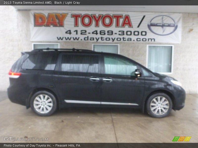 Black / Light Gray 2013 Toyota Sienna Limited AWD