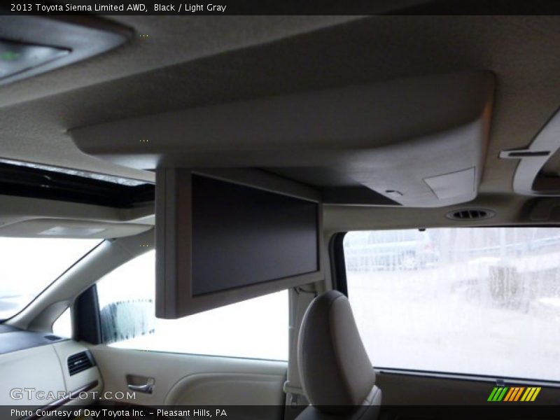 Black / Light Gray 2013 Toyota Sienna Limited AWD