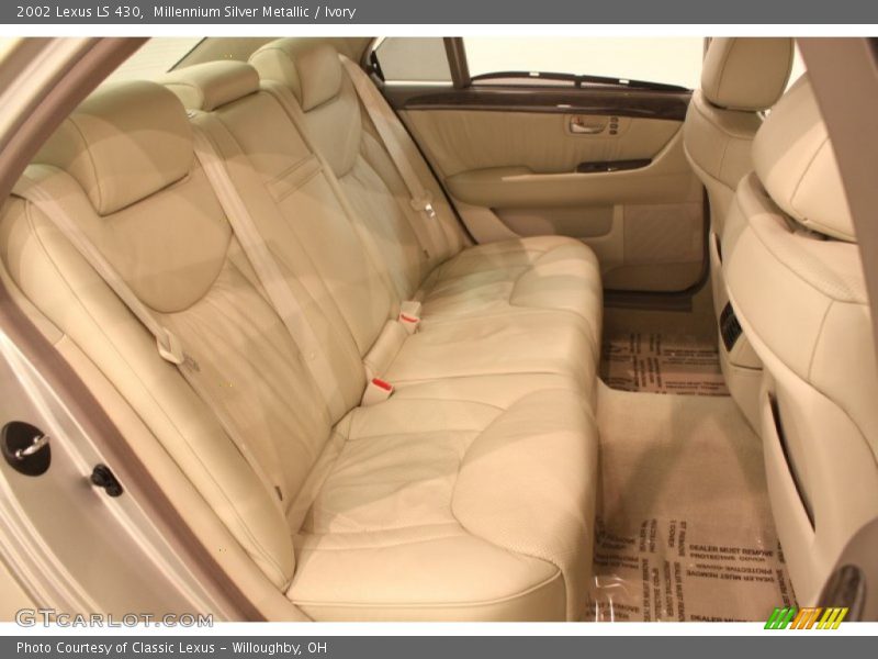 Millennium Silver Metallic / Ivory 2002 Lexus LS 430