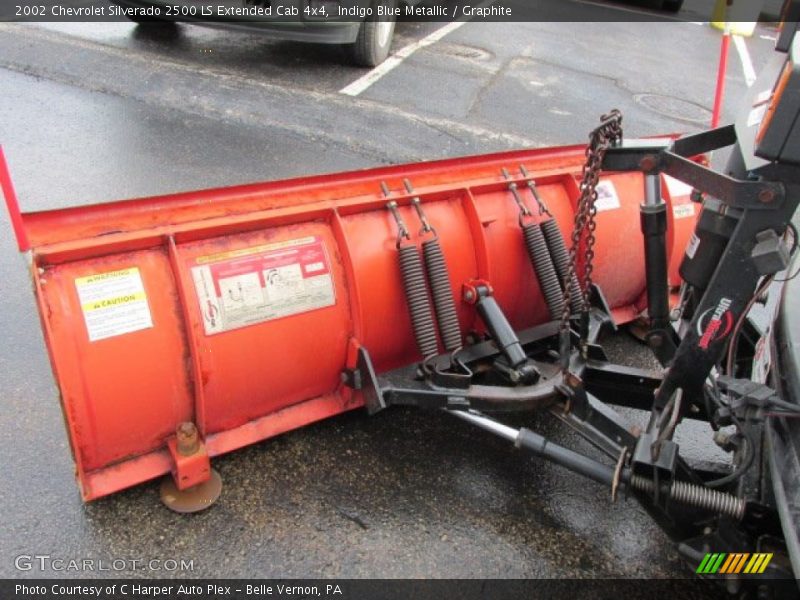 Indigo Blue Metallic / Graphite 2002 Chevrolet Silverado 2500 LS Extended Cab 4x4