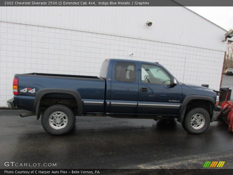 Indigo Blue Metallic / Graphite 2002 Chevrolet Silverado 2500 LS Extended Cab 4x4