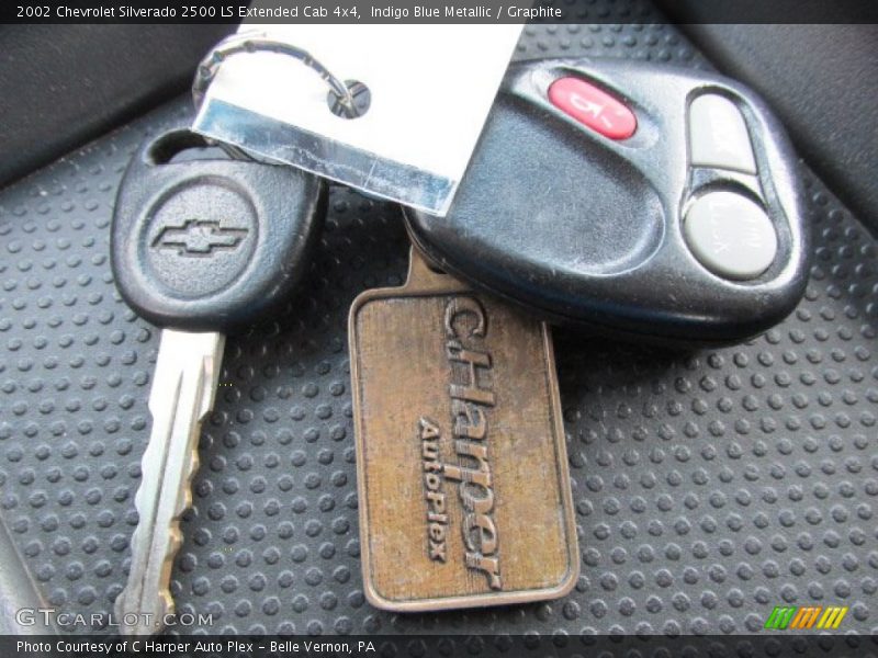 Indigo Blue Metallic / Graphite 2002 Chevrolet Silverado 2500 LS Extended Cab 4x4