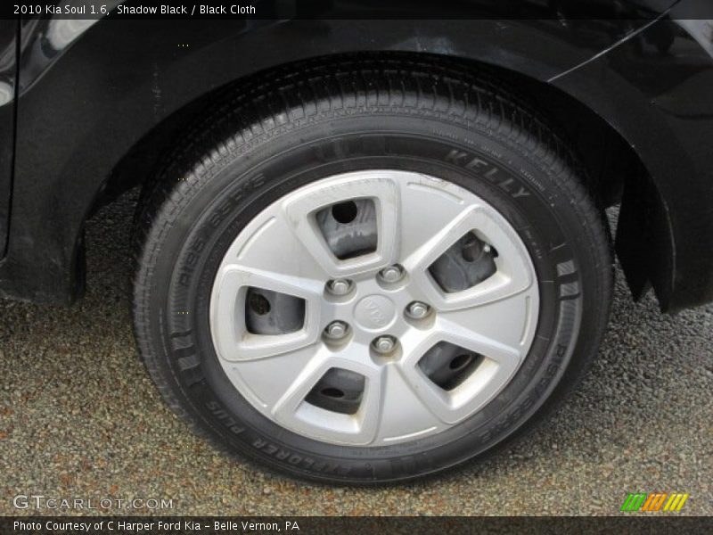 Shadow Black / Black Cloth 2010 Kia Soul 1.6