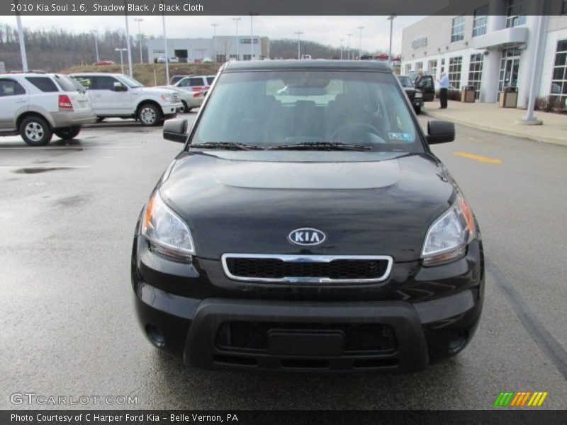 Shadow Black / Black Cloth 2010 Kia Soul 1.6
