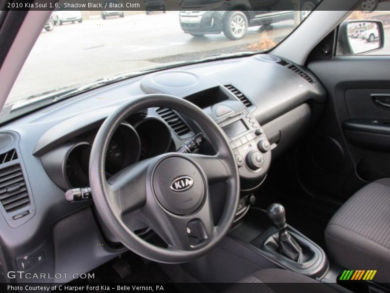 Shadow Black / Black Cloth 2010 Kia Soul 1.6