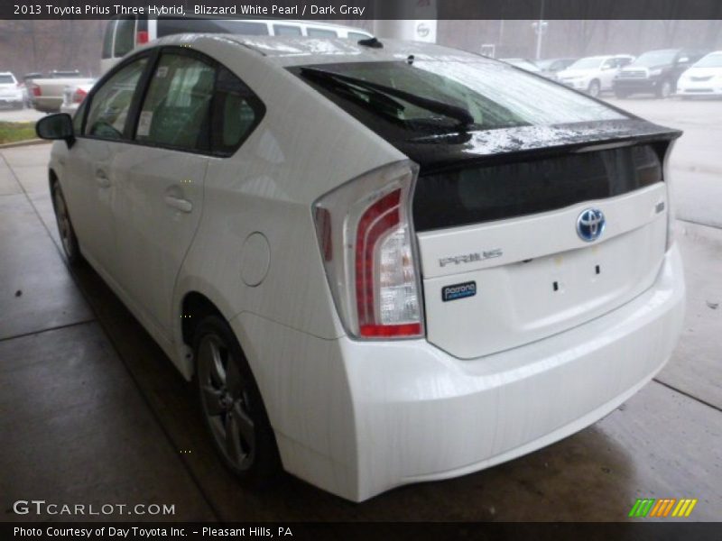 Blizzard White Pearl / Dark Gray 2013 Toyota Prius Three Hybrid