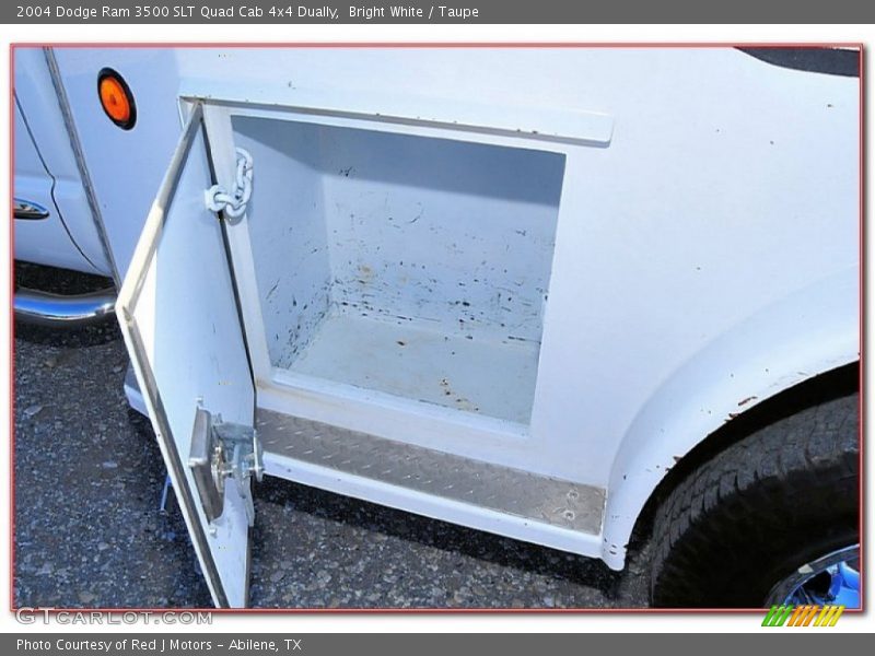 Bright White / Taupe 2004 Dodge Ram 3500 SLT Quad Cab 4x4 Dually