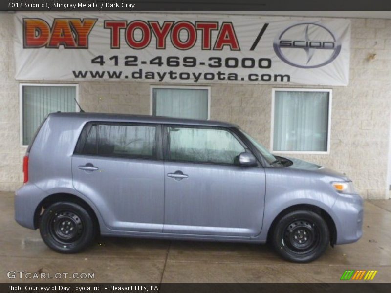 Stingray Metallic / Dark Gray 2012 Scion xB