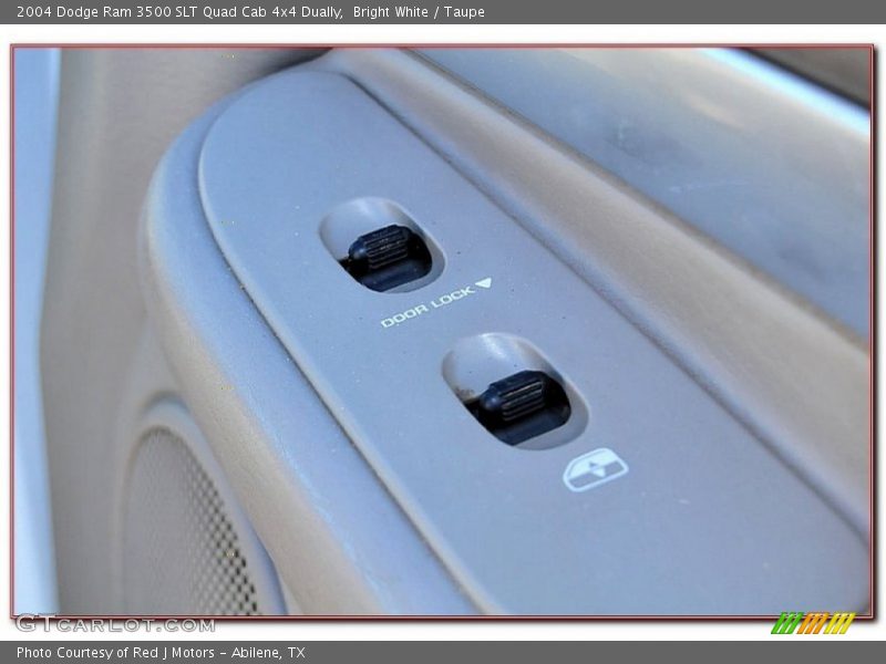 Bright White / Taupe 2004 Dodge Ram 3500 SLT Quad Cab 4x4 Dually