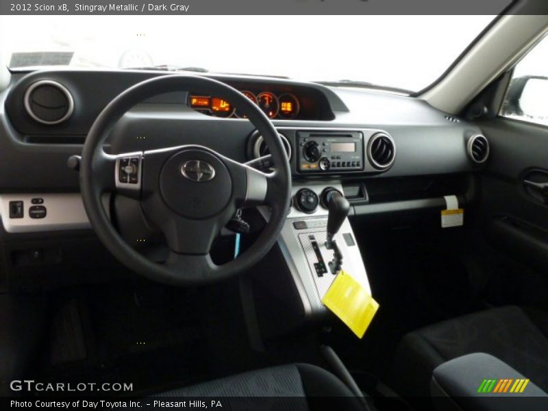 Stingray Metallic / Dark Gray 2012 Scion xB