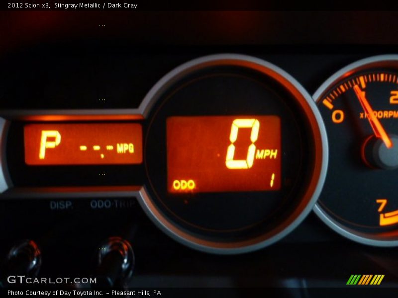 Stingray Metallic / Dark Gray 2012 Scion xB