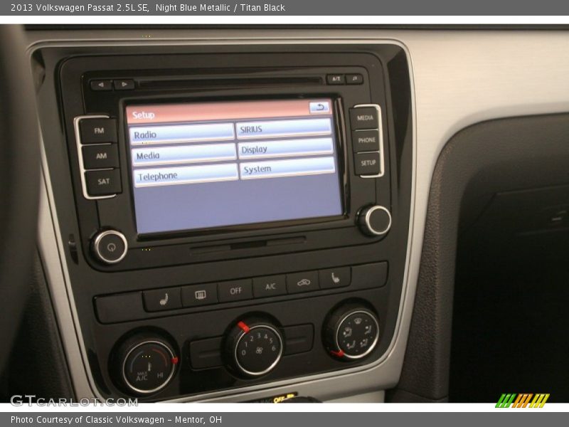 Night Blue Metallic / Titan Black 2013 Volkswagen Passat 2.5L SE