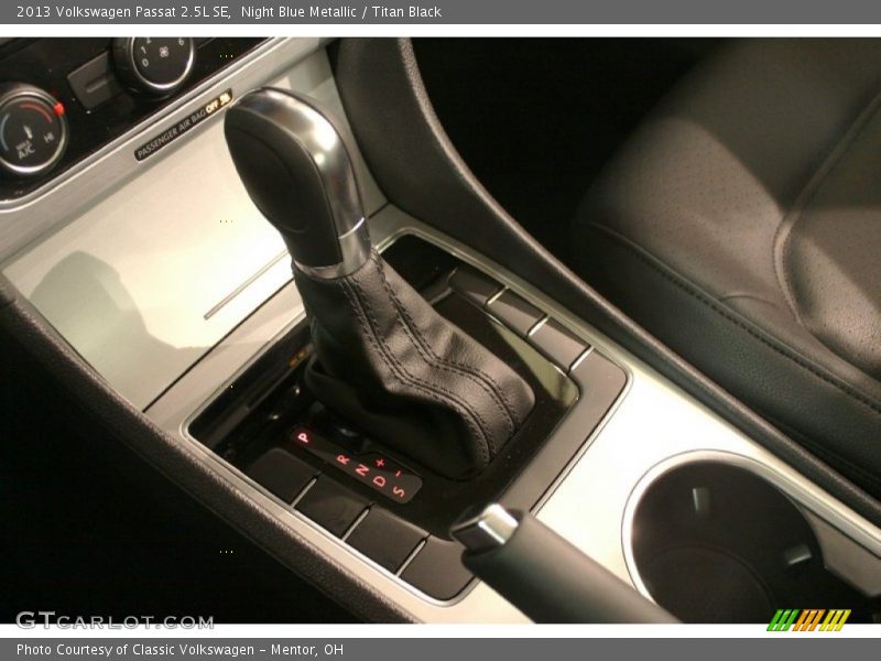 Night Blue Metallic / Titan Black 2013 Volkswagen Passat 2.5L SE