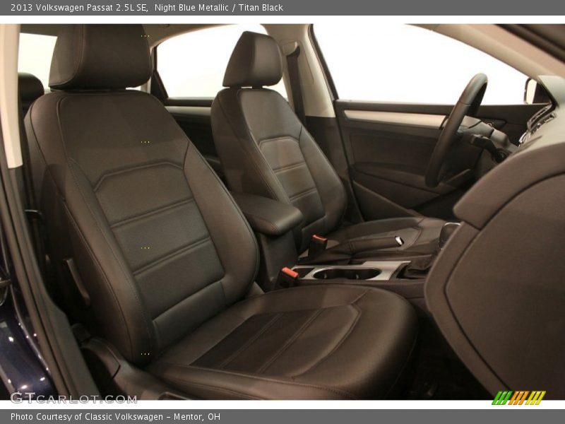 Night Blue Metallic / Titan Black 2013 Volkswagen Passat 2.5L SE