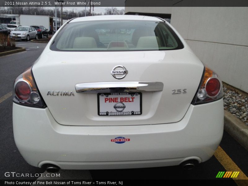 Winter Frost White / Blond 2011 Nissan Altima 2.5 S