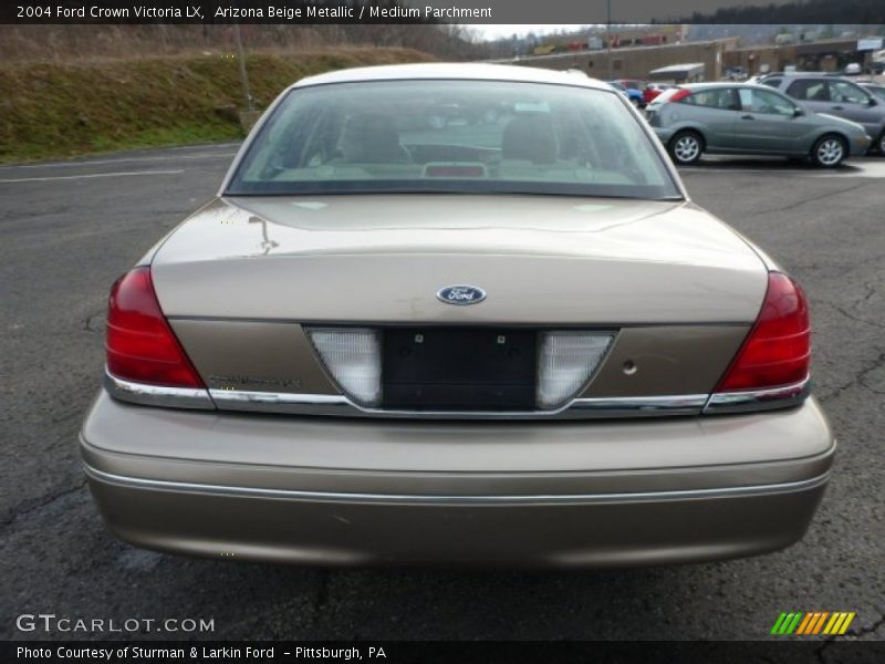 Arizona Beige Metallic / Medium Parchment 2004 Ford Crown Victoria LX