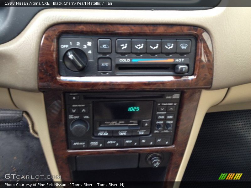 Black Cherry Pearl Metallic / Tan 1998 Nissan Altima GXE