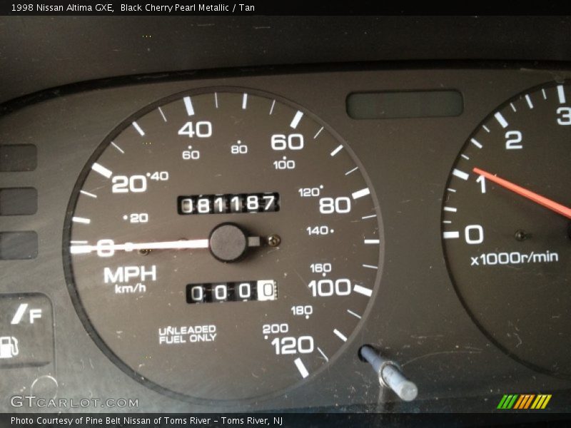 Black Cherry Pearl Metallic / Tan 1998 Nissan Altima GXE