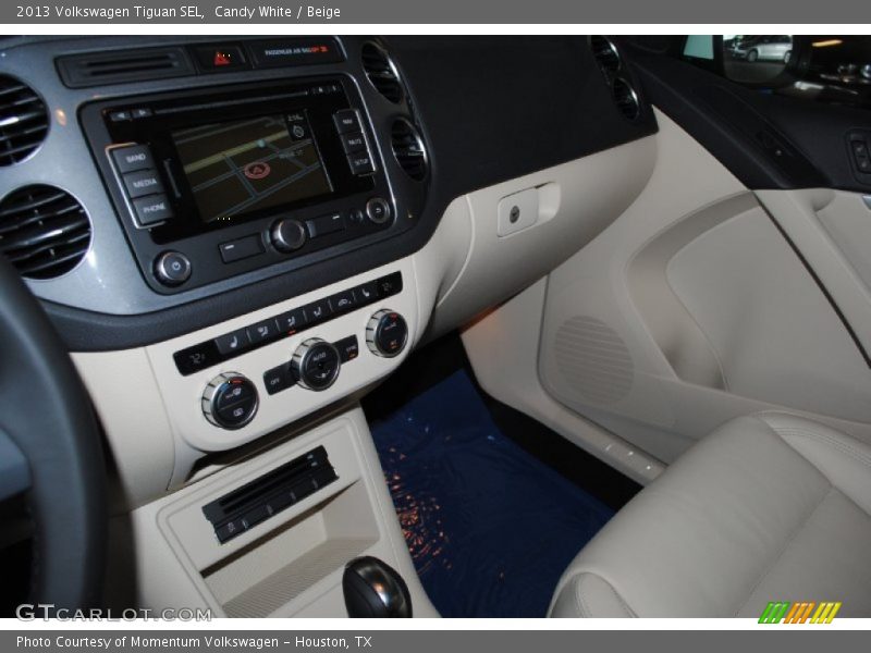 Candy White / Beige 2013 Volkswagen Tiguan SEL