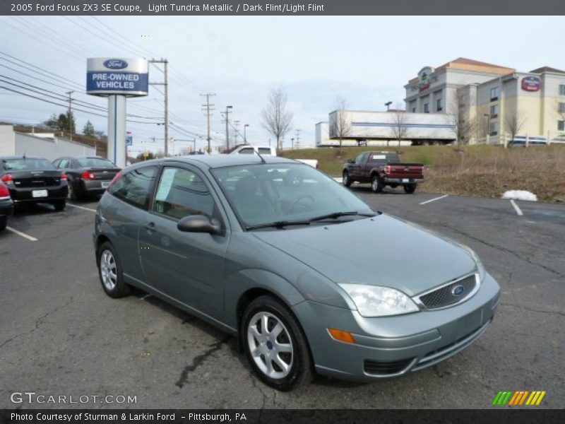 Light Tundra Metallic / Dark Flint/Light Flint 2005 Ford Focus ZX3 SE Coupe