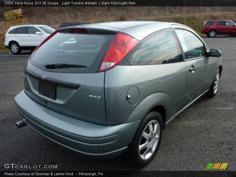  2005 Focus ZX3 SE Coupe Light Tundra Metallic