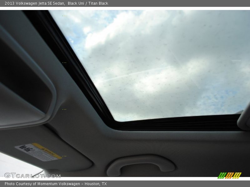 Black Uni / Titan Black 2013 Volkswagen Jetta SE Sedan