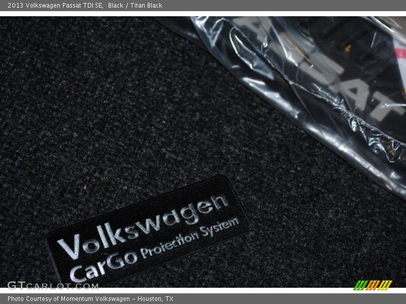 Black / Titan Black 2013 Volkswagen Passat TDI SE