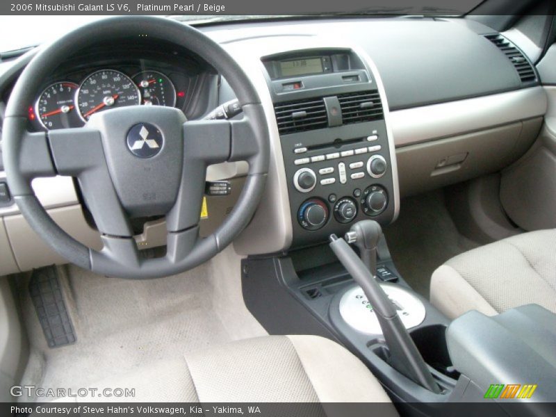 Dashboard of 2006 Galant LS V6