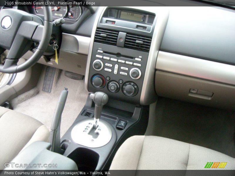 Platinum Pearl / Beige 2006 Mitsubishi Galant LS V6