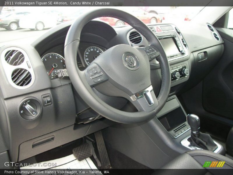  2011 Tiguan SE 4Motion Steering Wheel