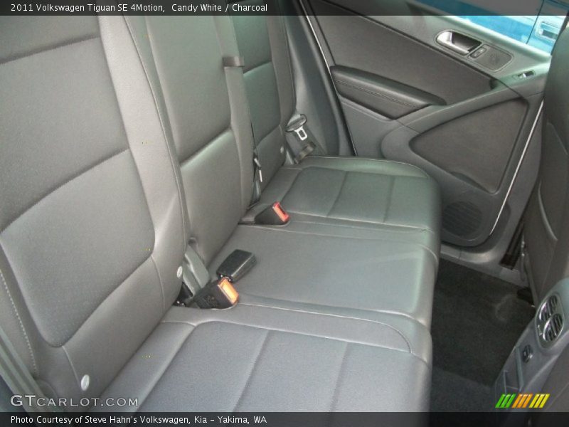 Candy White / Charcoal 2011 Volkswagen Tiguan SE 4Motion