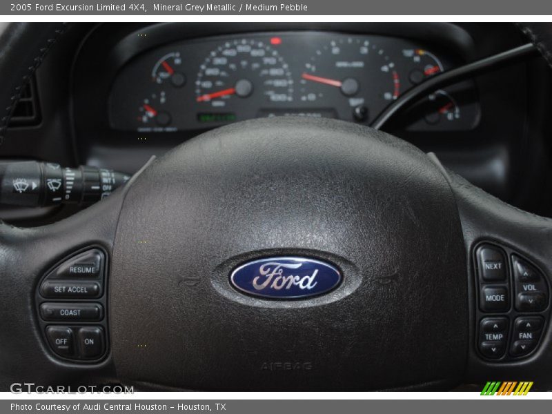 Controls of 2005 Excursion Limited 4X4