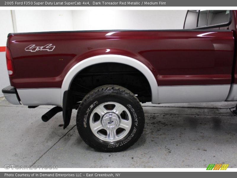 Dark Toreador Red Metallic / Medium Flint 2005 Ford F350 Super Duty Lariat SuperCab 4x4