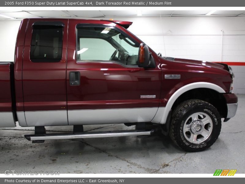 Dark Toreador Red Metallic / Medium Flint 2005 Ford F350 Super Duty Lariat SuperCab 4x4