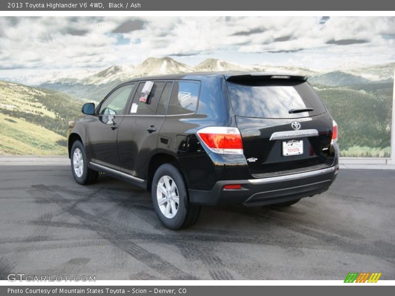 Black / Ash 2013 Toyota Highlander V6 4WD