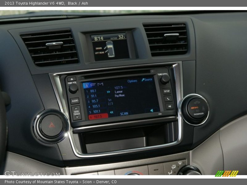 Black / Ash 2013 Toyota Highlander V6 4WD