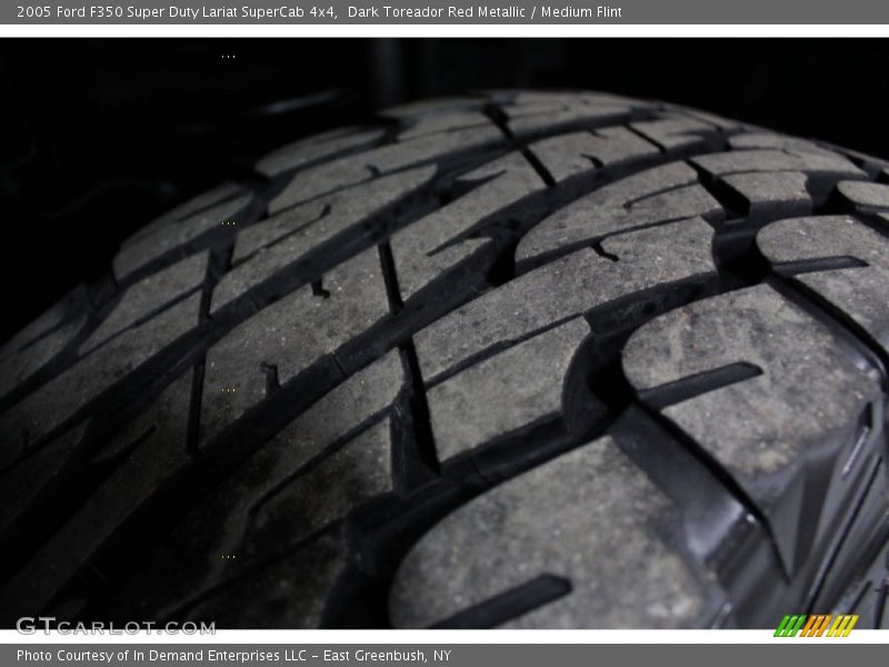 Dark Toreador Red Metallic / Medium Flint 2005 Ford F350 Super Duty Lariat SuperCab 4x4