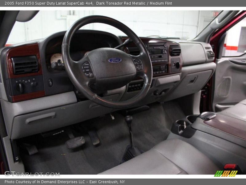 Medium Flint Interior - 2005 F350 Super Duty Lariat SuperCab 4x4 