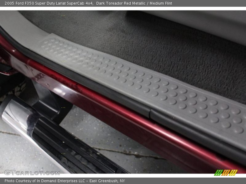 Dark Toreador Red Metallic / Medium Flint 2005 Ford F350 Super Duty Lariat SuperCab 4x4