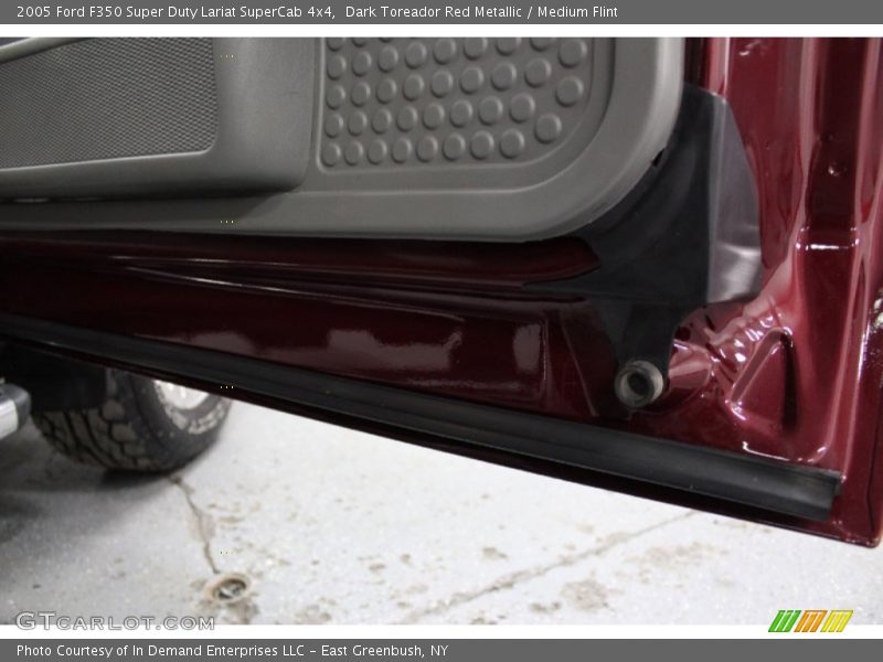 Dark Toreador Red Metallic / Medium Flint 2005 Ford F350 Super Duty Lariat SuperCab 4x4