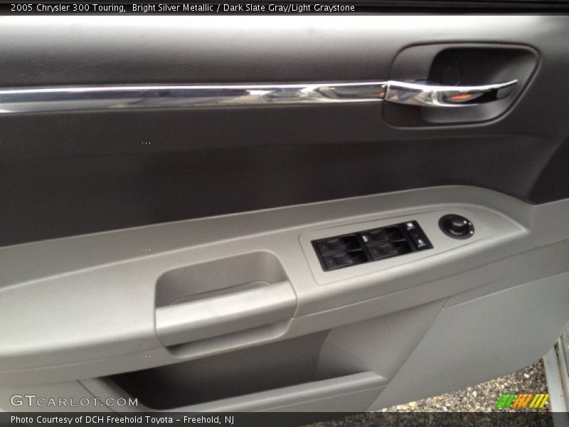 Bright Silver Metallic / Dark Slate Gray/Light Graystone 2005 Chrysler 300 Touring
