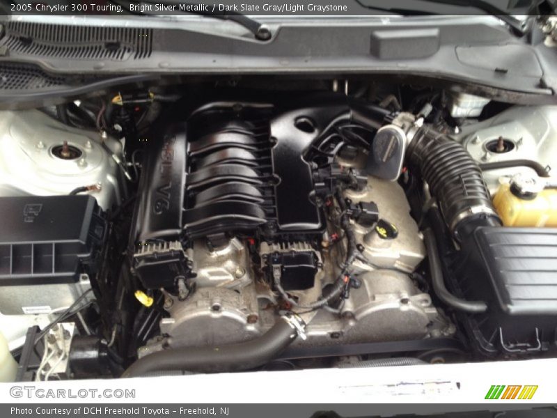 Bright Silver Metallic / Dark Slate Gray/Light Graystone 2005 Chrysler 300 Touring