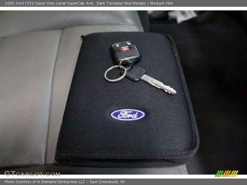 Keys of 2005 F350 Super Duty Lariat SuperCab 4x4