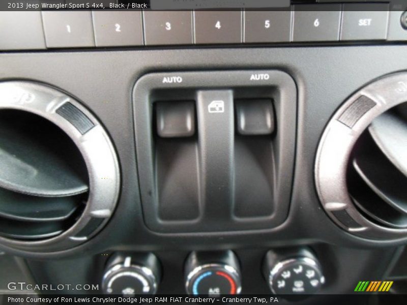 Black / Black 2013 Jeep Wrangler Sport S 4x4