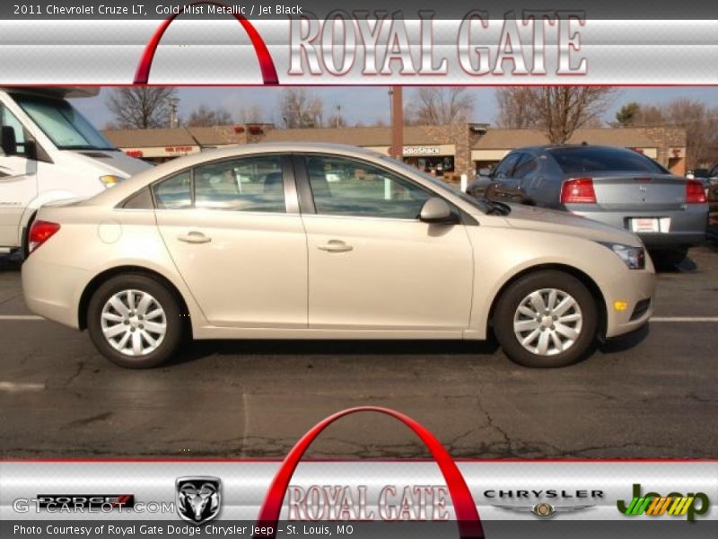Gold Mist Metallic / Jet Black 2011 Chevrolet Cruze LT